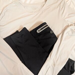 Athleta Gray Long Sleeve Relaxed Tee